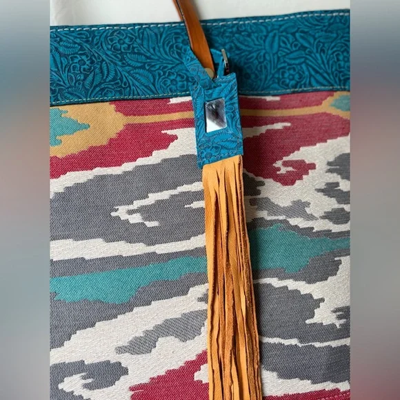 Handmade Alaska Leather Fringe Tote Bag Oversized Southwestern Ikat Boho NEW - Picture 9 of 12